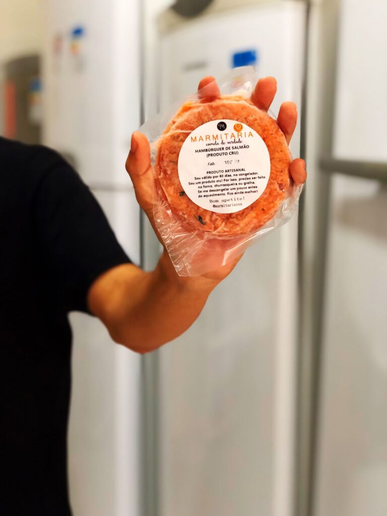 Salmão (145g)
