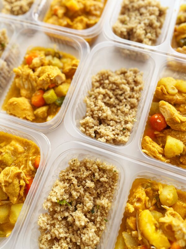 Frango de panela com legumes (250g), quinoa (100g) - prato sem glúten/lactose