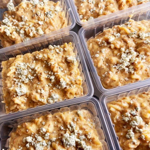 NOVIDADE! Massa ao molho branco com carne ao toque de gorgonzola (prato sem glúten) - 350g