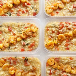 Risoto caprese com camarões grelhados – prato sem glúten (350g)