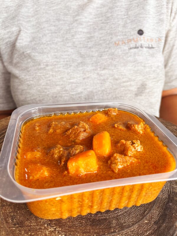 400g! Porção de carne ensopada com cenoura - sem glúten/lactose
