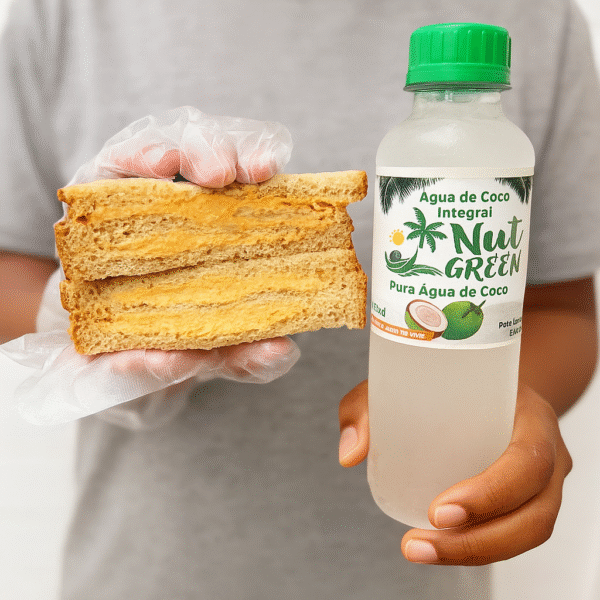 COMBO FINAL DE SEMANA! 1 sanduíche integral de frango + 1 água de coco 100% natural