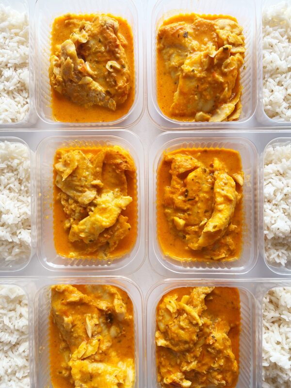 Moqueca de merluza (220g), arroz branco (130g) - prato sem glúten/lactose