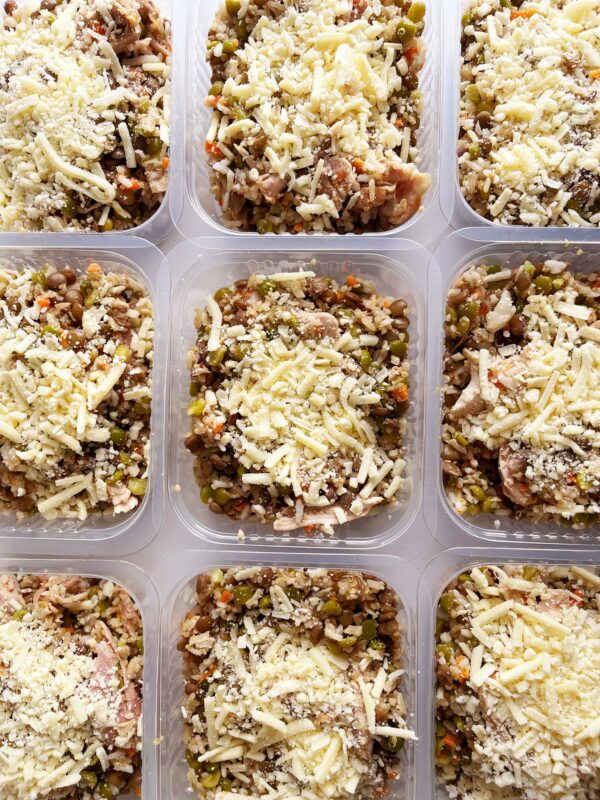 POCKET - salada de grãos, frango e parmesão (200g)