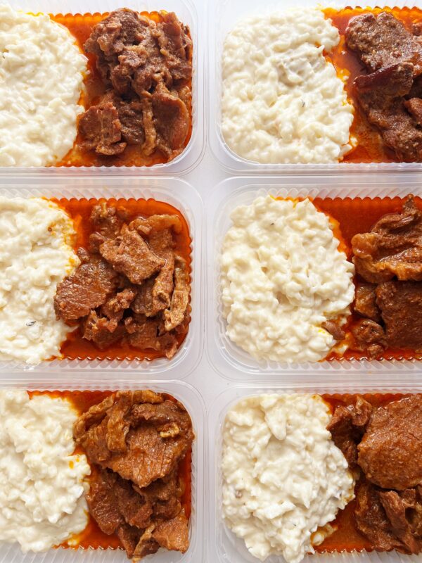 Filé especial na pressão (150g), arroz à piamontese (200g) - prato sem glúten
