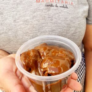Brownie com brigadeiro artesanal de café ☕️- sem glúten/lactose – aprox. 200g
