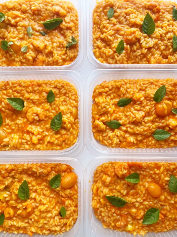 Risoto Amalfitano: de tomates com camarões e manjericão fresco - prato sem glúten (350g)
