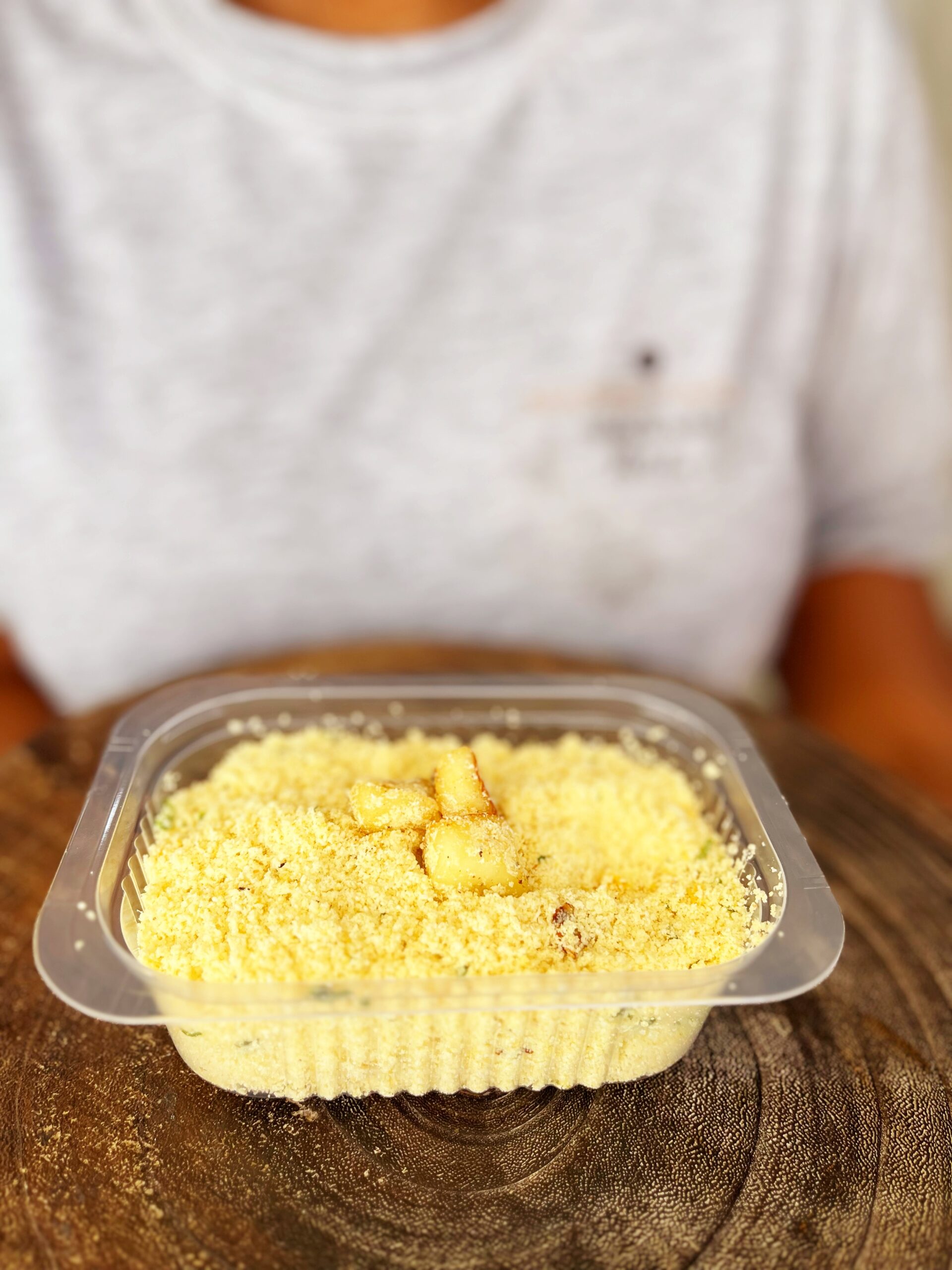 Acompanhamento - farofa com queijo coalho (160g)