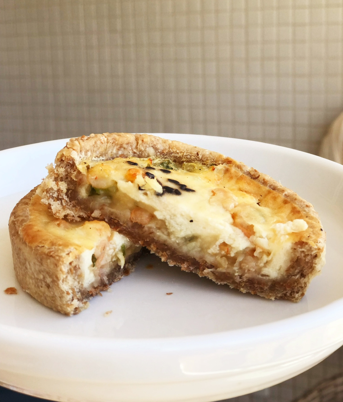 NOVIDADE! Quiche integral de salmão com espinafre - aprox. 130g