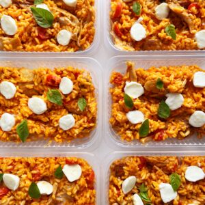 Risoto Viareggio: com frango, mussarela de búfala, manjericão fresco e tomate – prato sem glúten (350g)