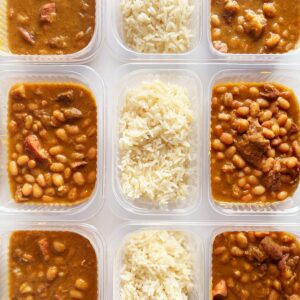 Feijoada (com feijão carioca, 220g), arroz branco (130g) – prato sem glúten/lactose (cópia)