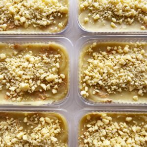 Escondidinho de frango (120g), com purê queijudo de batata doce (230g) – prato sem glúten/lactose