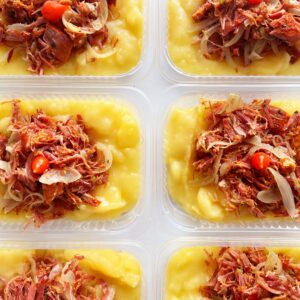 Aparecidinho de fumeiro (110g), com aipim rústico (240g) – prato sem glúten