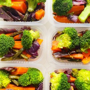 Porção de legumes (brócolis, cenoura, vagem e repolho roxo) – 150g