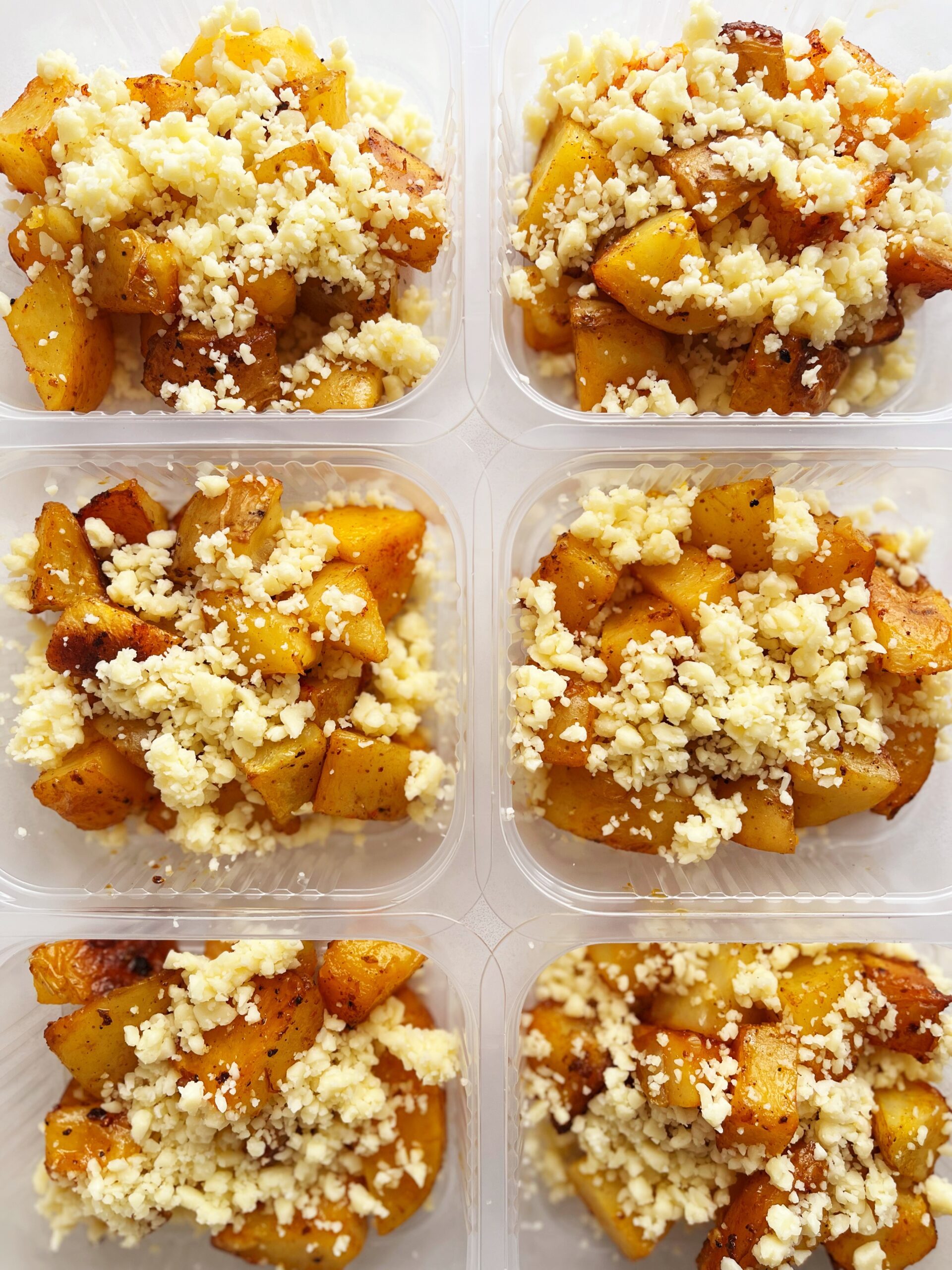 Porção: batata rústica com mussarela (150g)