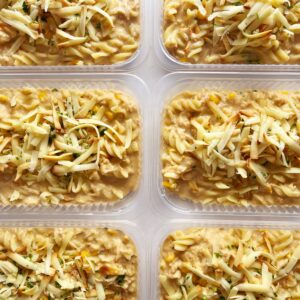 Pasta Sole: massa sem glúten, molho cremoso de frango com milho, provolone – 350g