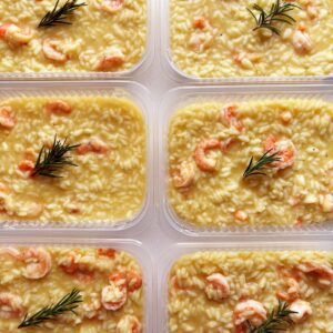 APENAS 24H NO VALOR DO KIT 🤩🙌🏼 Risoto de camarão ao pesto de limão siciliano – 350g (prato sem glúten)